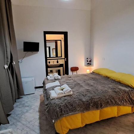 Aurora E Dad Naples Center B&B מראה חיצוני תמונה