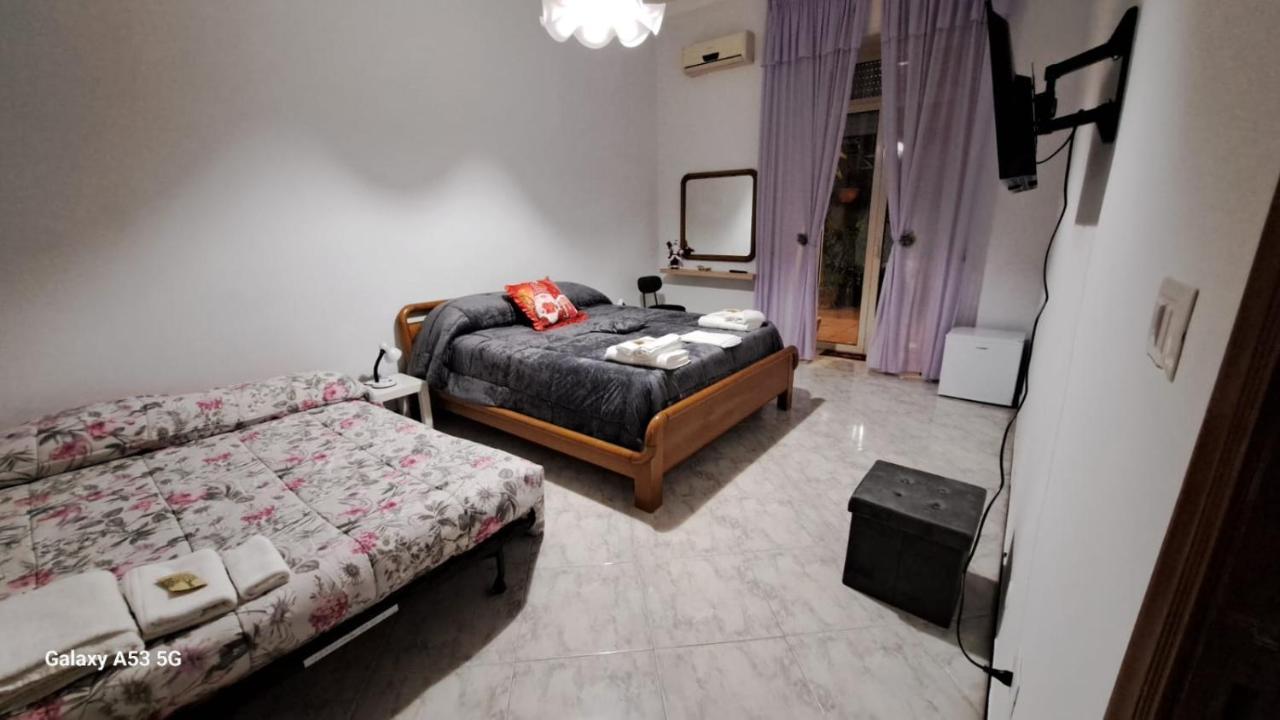 Aurora E Dad Naples Center B&B מראה חיצוני תמונה