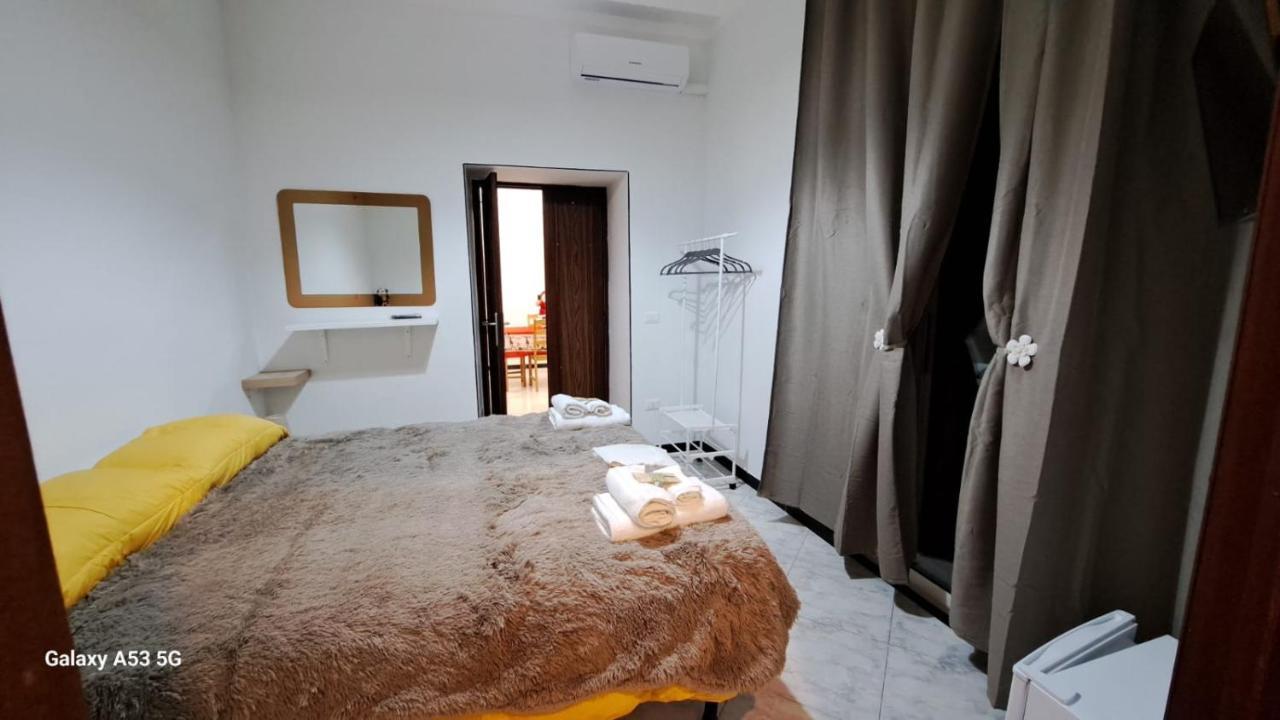 Aurora E Dad Naples Center B&B מראה חיצוני תמונה